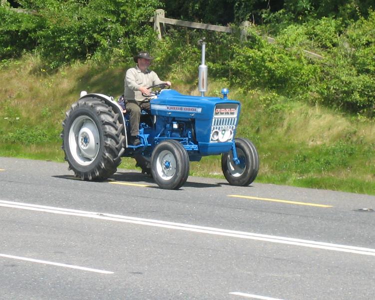 ../Images/Vintage tractor Run 2007- 36.jpg